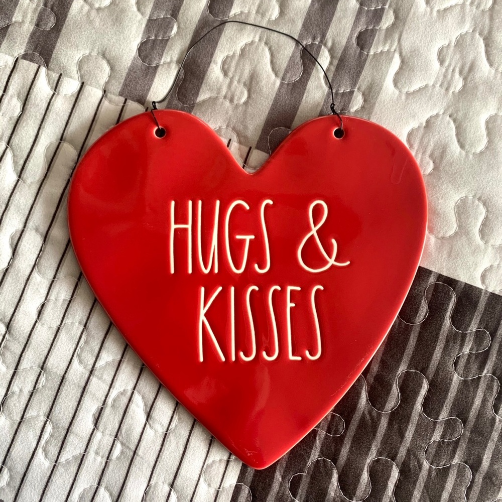 Rae Dunn Valentine’s Heart Sign